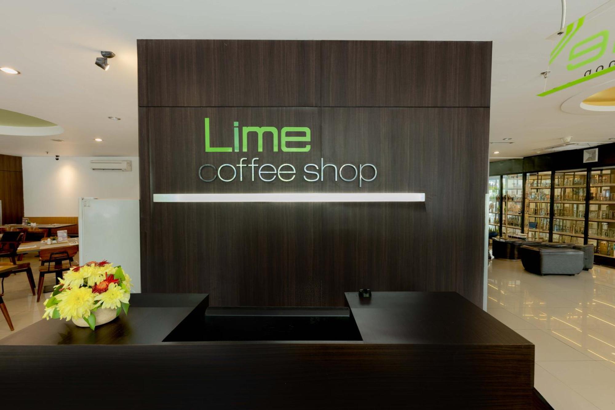 Favehotel Hyper Square Bandung Bagian luar foto